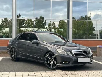 Mercedes-Benz E220