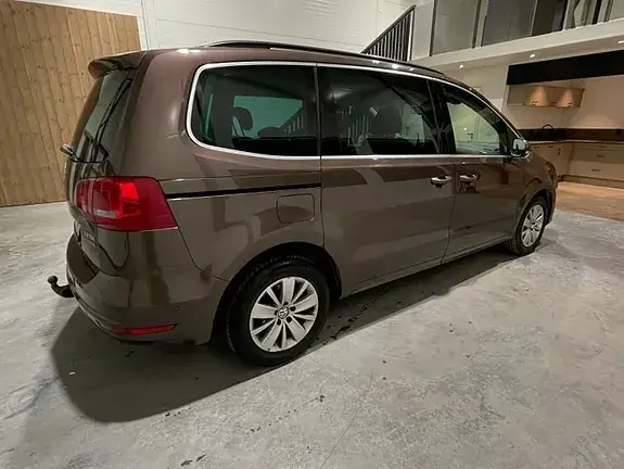 Volkswagen Sharan 2011 photo 5