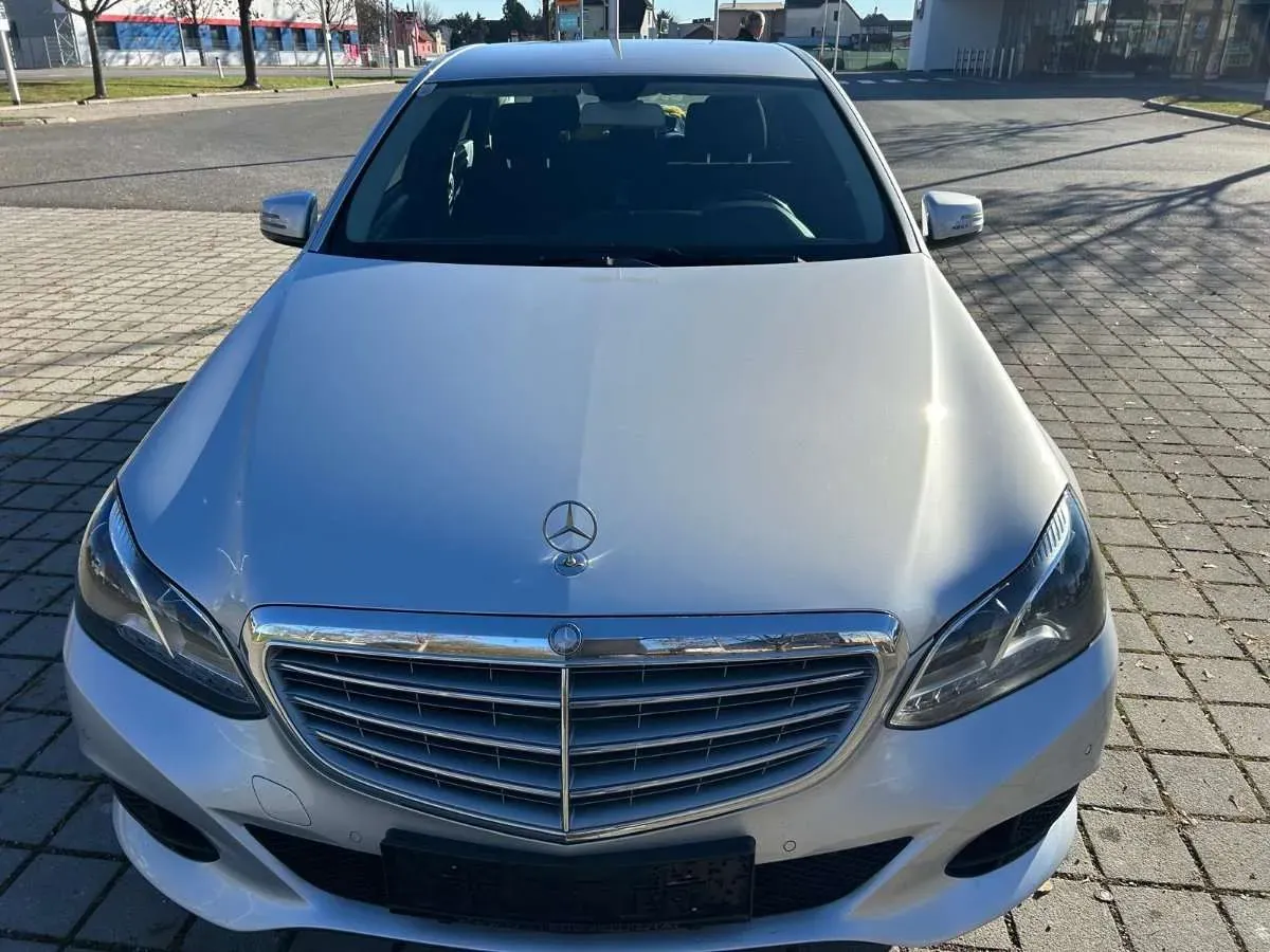 Mercedes-Benz Eklasse 2015 photo 3