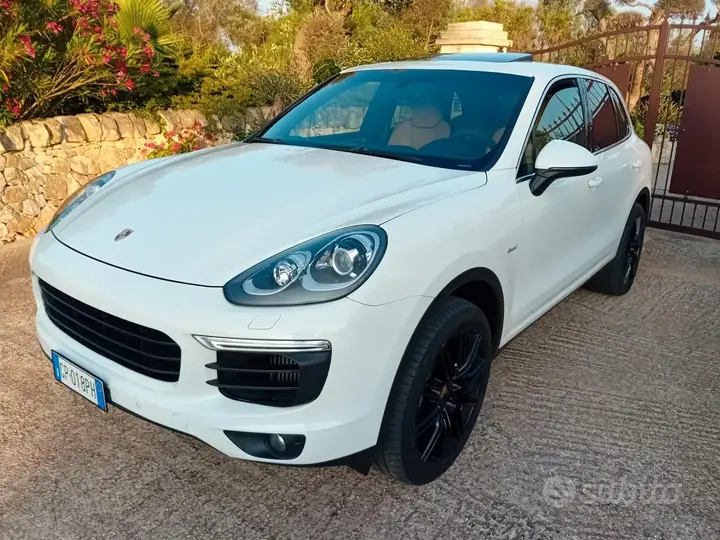 Porsche Cayenne 2015 photo 3