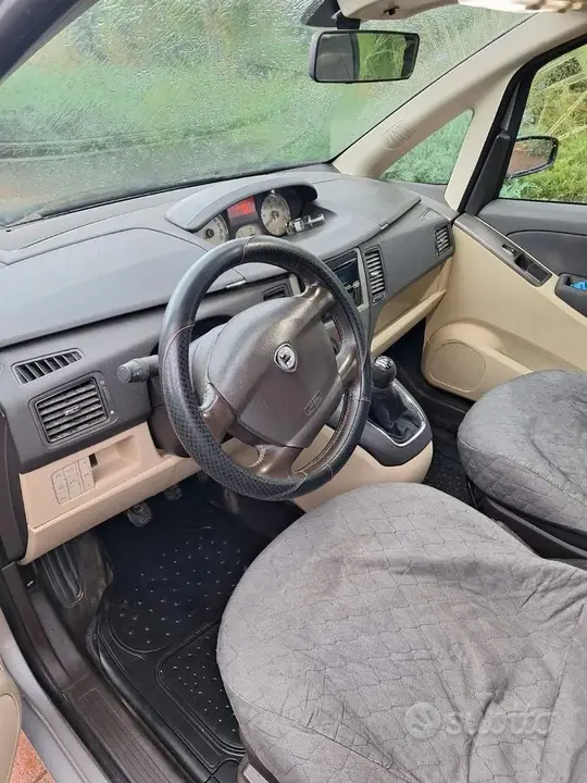 Lancia Musa 2005 photo 4