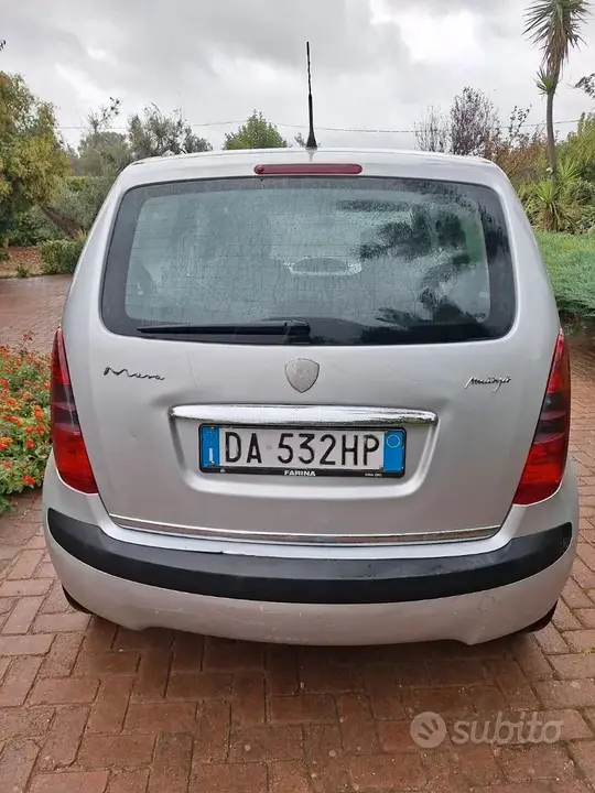 Lancia Musa 2005 photo 2