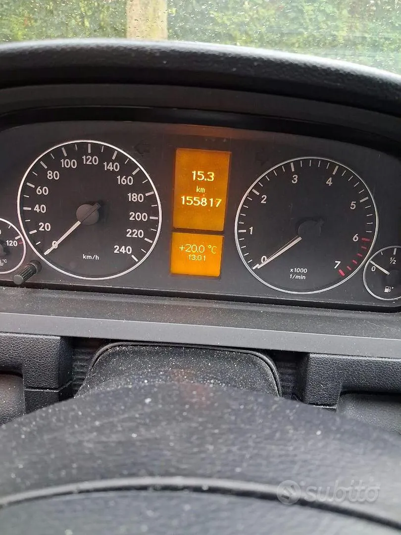 Mercedes-Benz A-Class 2010 photo 5