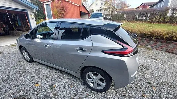 Nissan Leaf 2022 photo 4