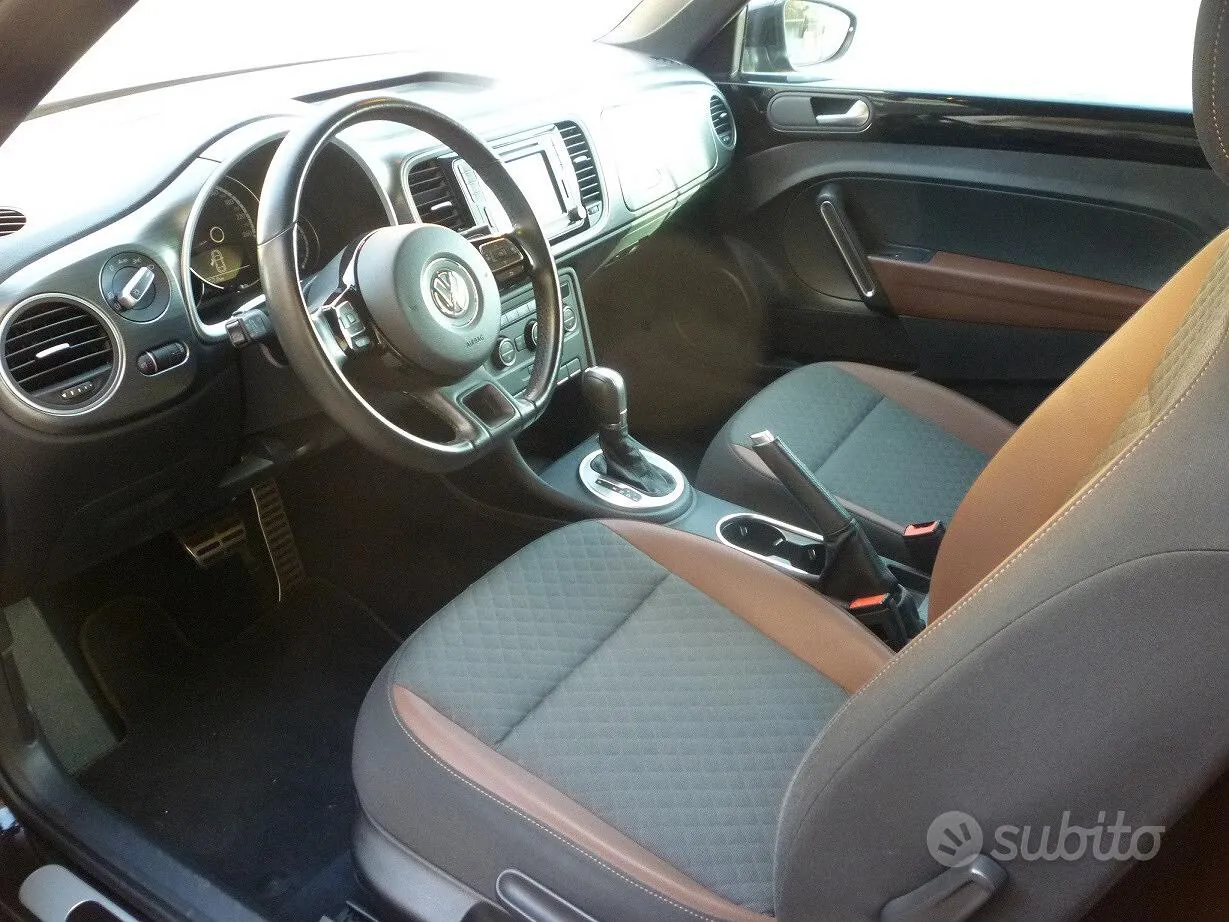Volkswagen Maggiolino Cabrio 2016 photo 4