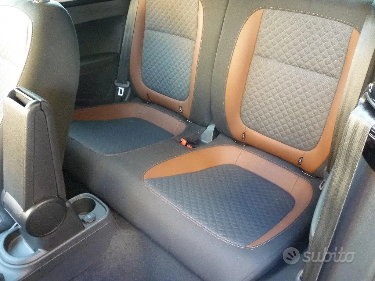 Volkswagen Maggiolino Cabrio 2016 photo 5