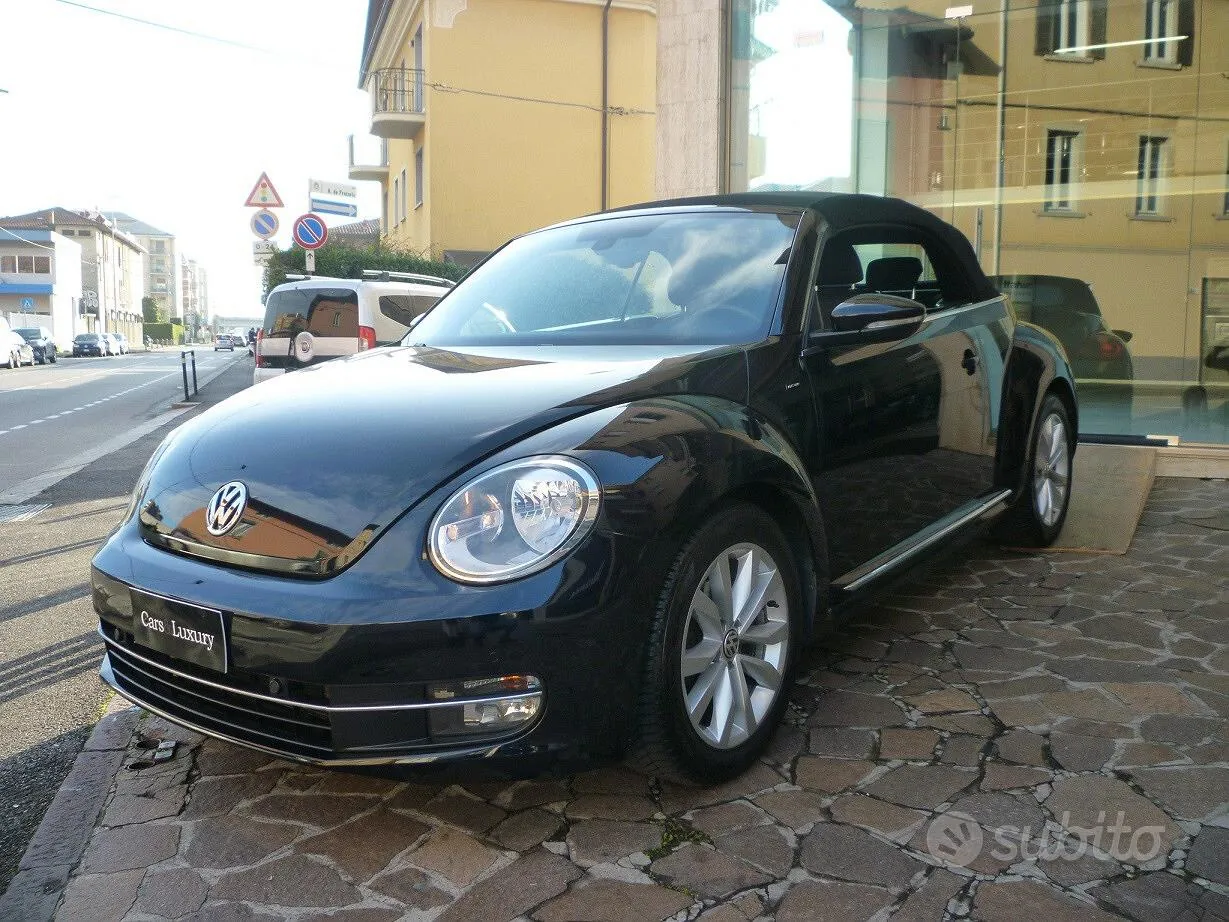 Volkswagen Maggiolino Cabrio
