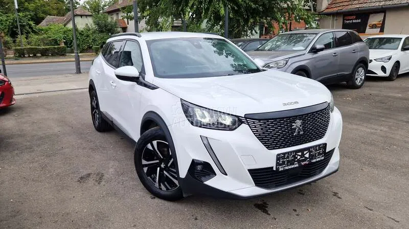 Peugeot 2008 2022 photo 2