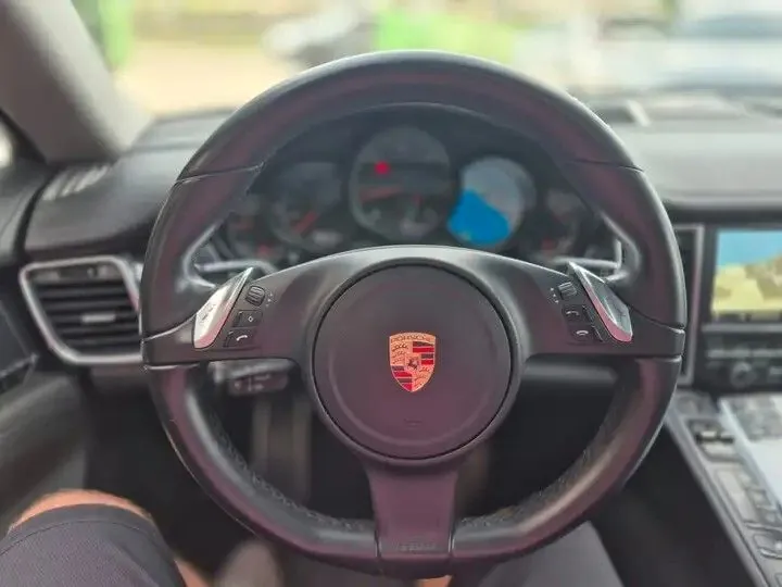 Porsche Panamera 2014 photo 3