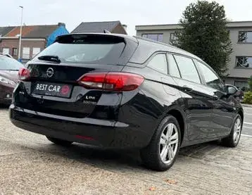 Opel Astra 2018 photo 3