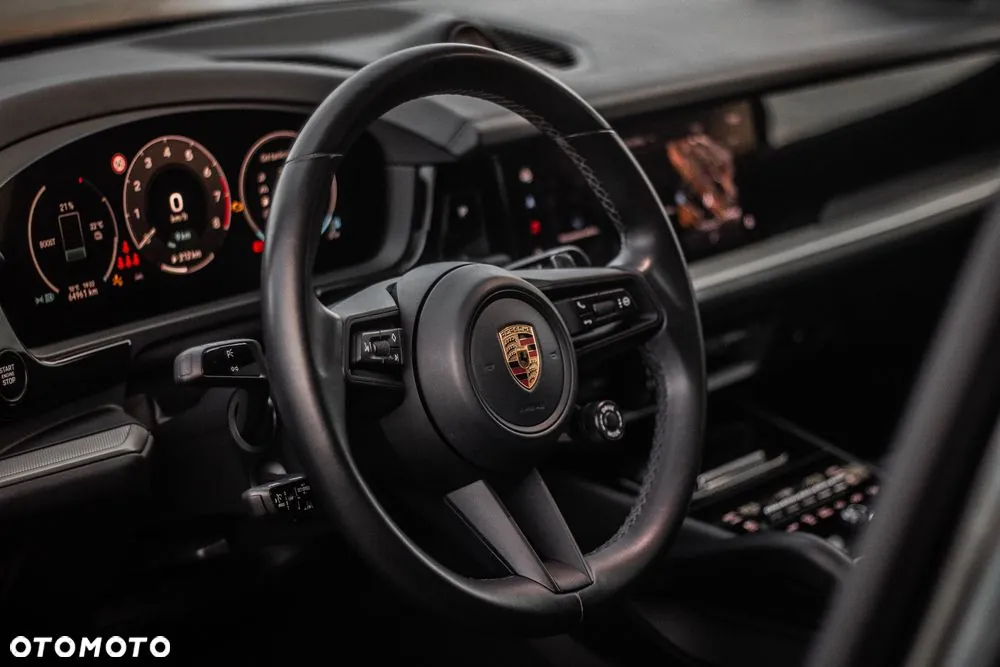 Porsche Cayenne 2023 photo 3
