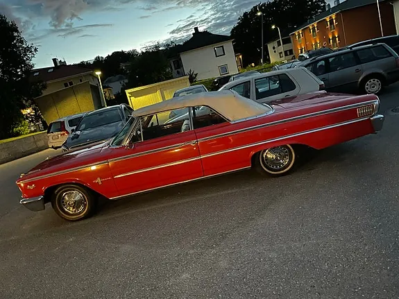 Ford Galaxie 1963 photo 4