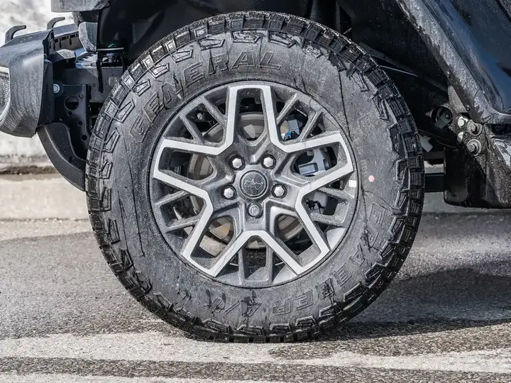 Jeep Wrangler 2026 photo 4