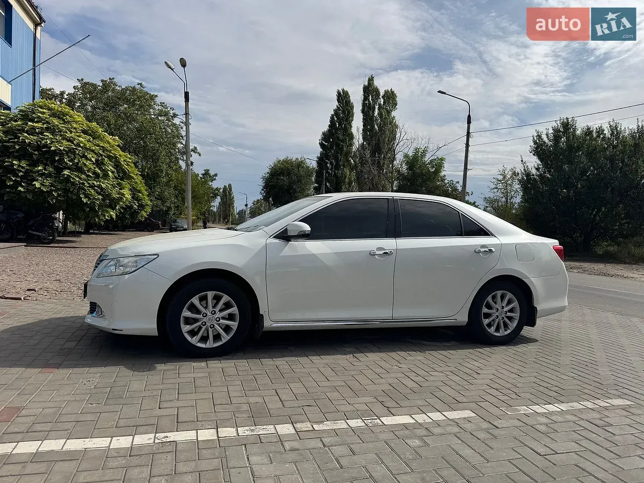 Toyota Camry 2011 photo 2