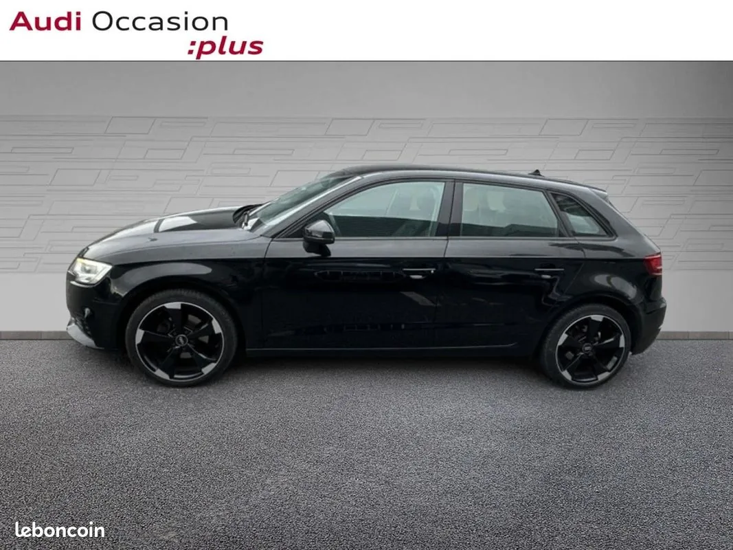 Audi A3 2016 photo 2