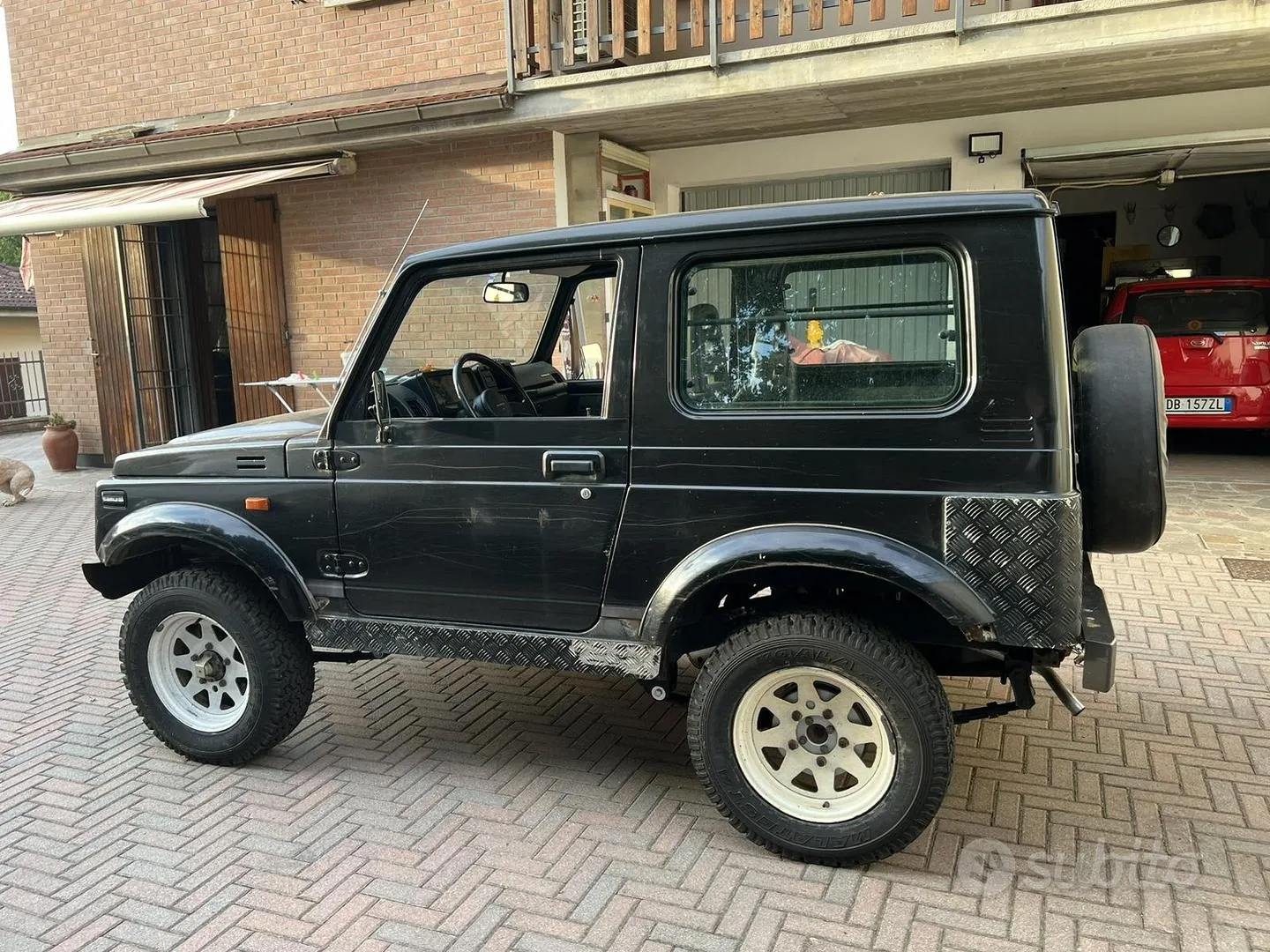 Suzuki Samurai 1995 photo 2