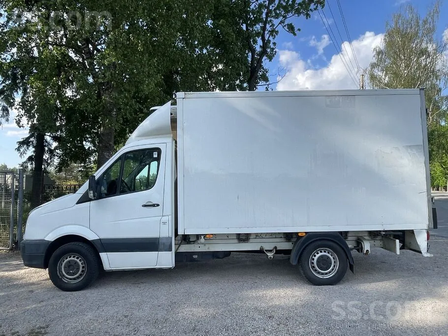 Volkswagen Crafter 2012 photo 2
