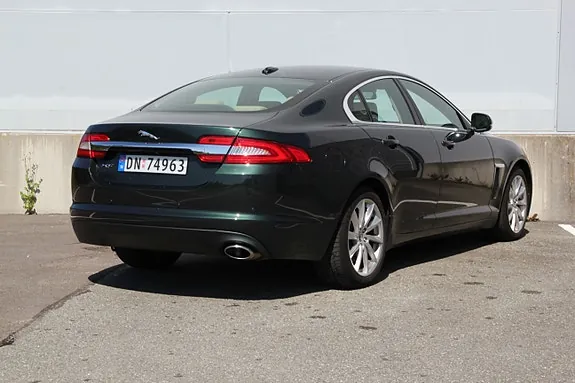 Jaguar Xf 2012 photo 5