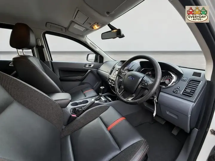 Ford Ranger 2012 photo 2