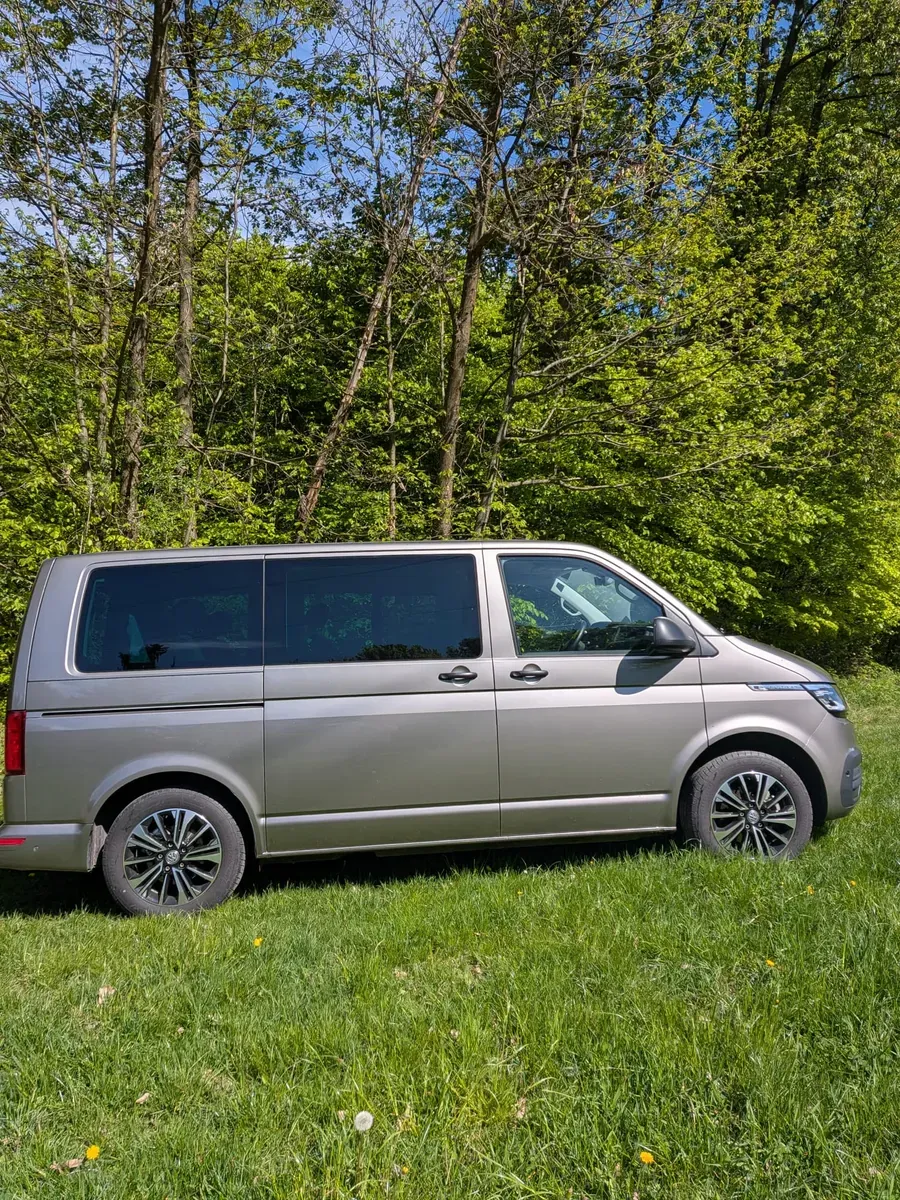 Volkswagen Multivan 2022 photo 3