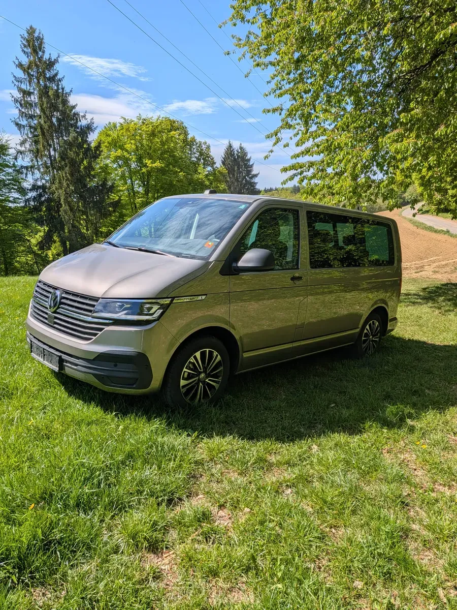 Volkswagen Multivan 2022 photo 2