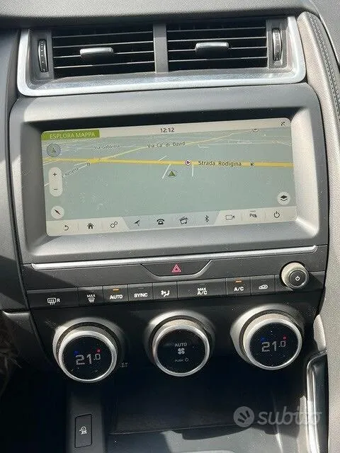 Jaguar E-Pace 2021 photo 4