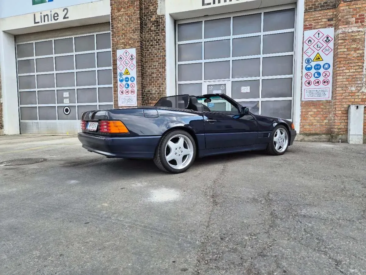 Mercedes-Benz Sl-Class 1992 photo 3