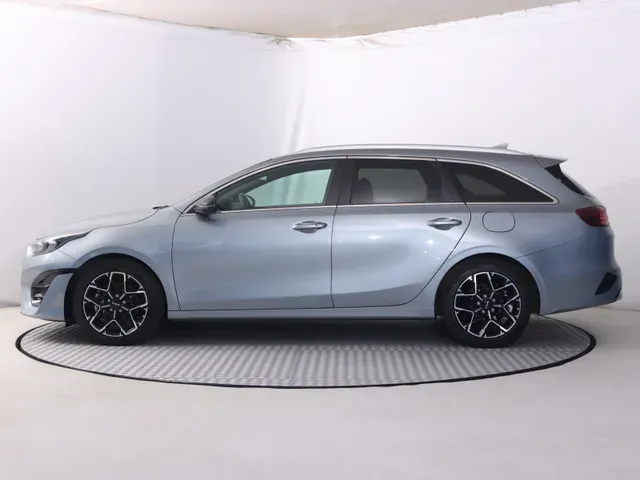 Kia Ceed 2025 photo 2