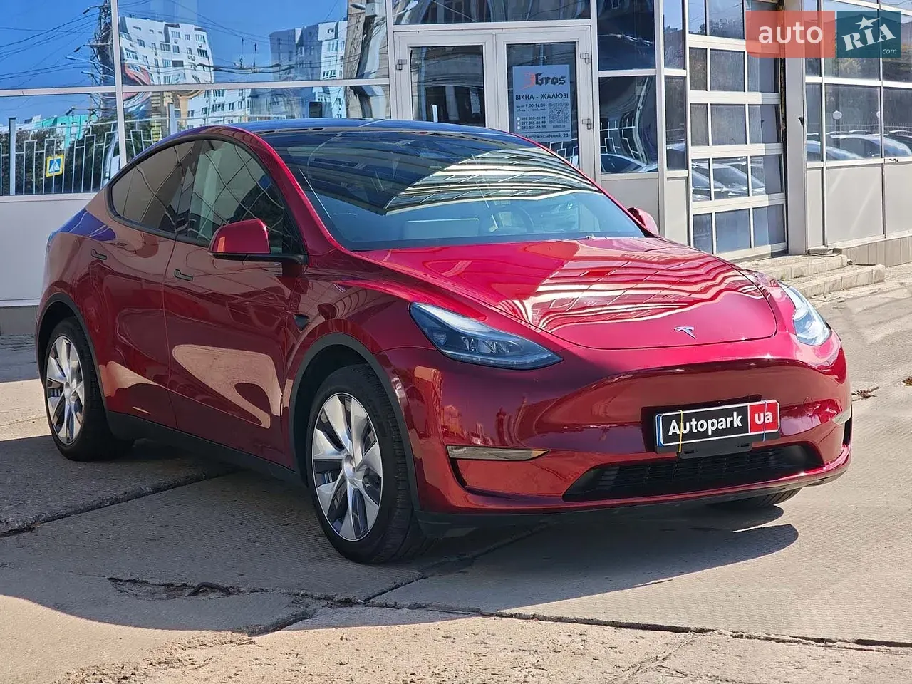 Tesla Model Y 2024 photo 4