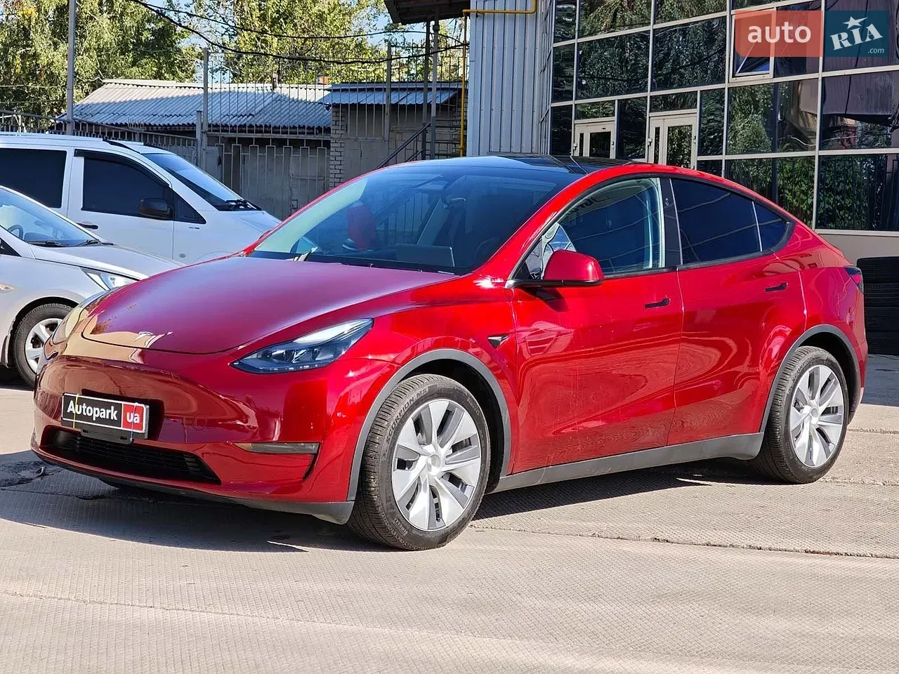 Tesla Model Y 2024 photo 3