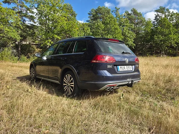 Volkswagen Golf Alltrack 2016 photo 2