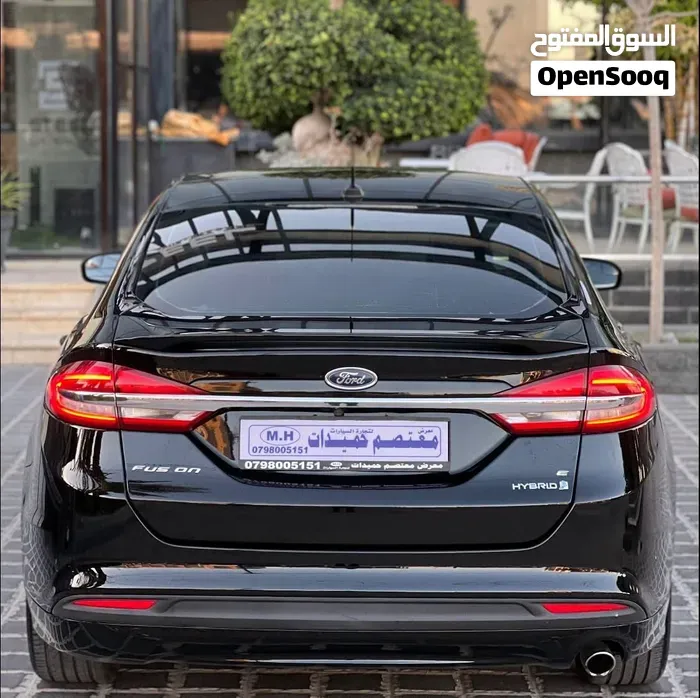 Ford Fusion 2018 photo 2