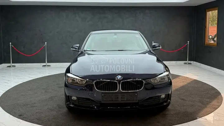 BMW 320 2012 photo 2