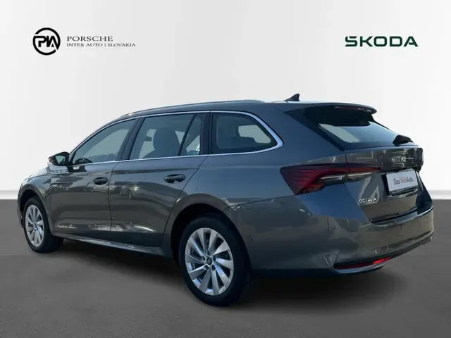 Skoda Octavia Combi 2026 photo 2