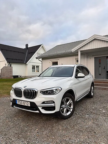 BMW X3 2019 photo 2