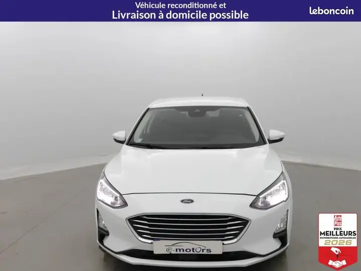 Ford Focus 2022 photo 2