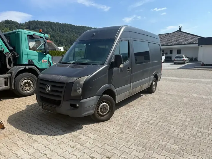 Volkswagen Crafter 2010 photo 2