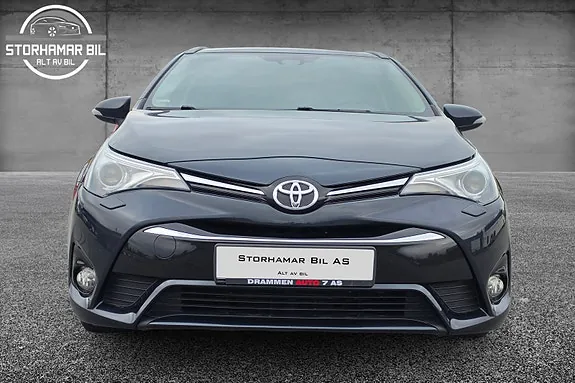 Toyota Avensis 2015 photo 3