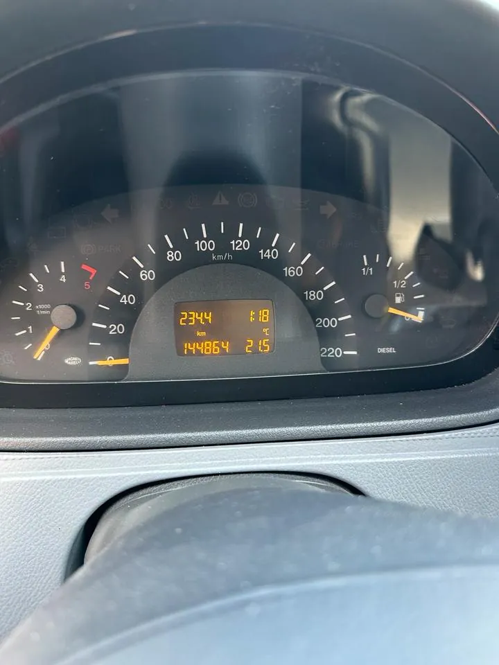 Mercedes-Benz Vito 115