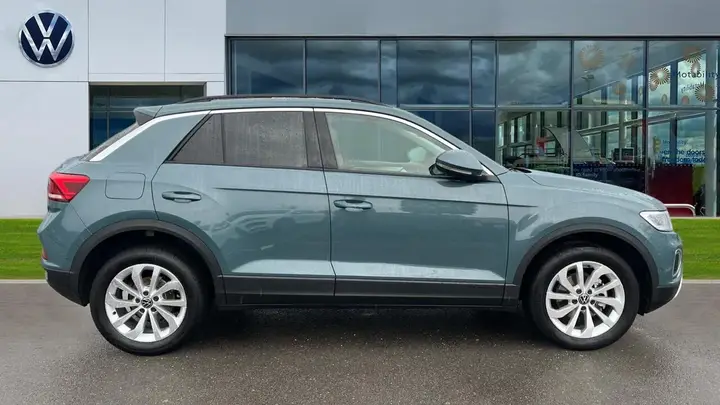 Volkswagen T-Roc 2025 photo 4