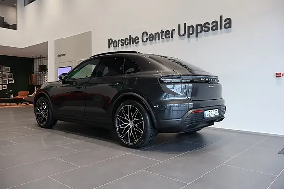 Porsche Macan 2026 photo 3