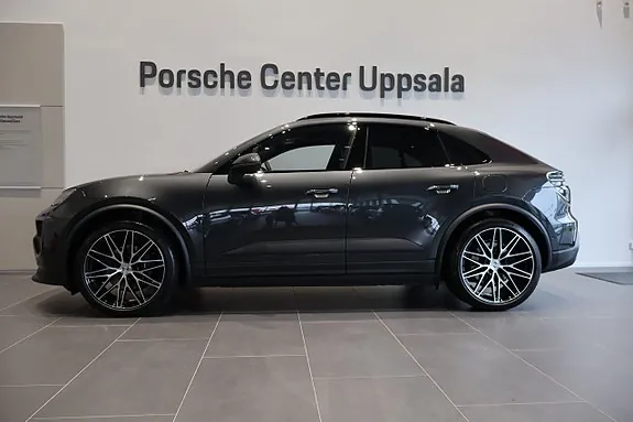 Porsche Macan 2026 photo 2