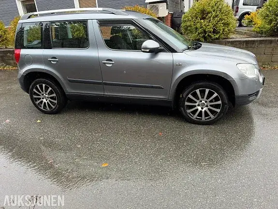 Skoda Yeti 2012 photo 4