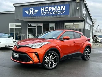 Toyota C-Hr 2020 photo 2