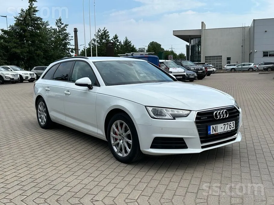 Audi A4 2016 photo 2