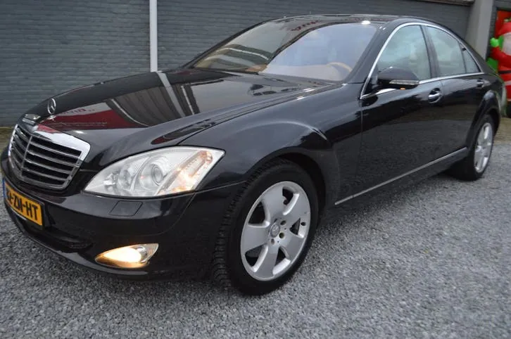 Mercedes-Benz S-Class 2008 photo 2