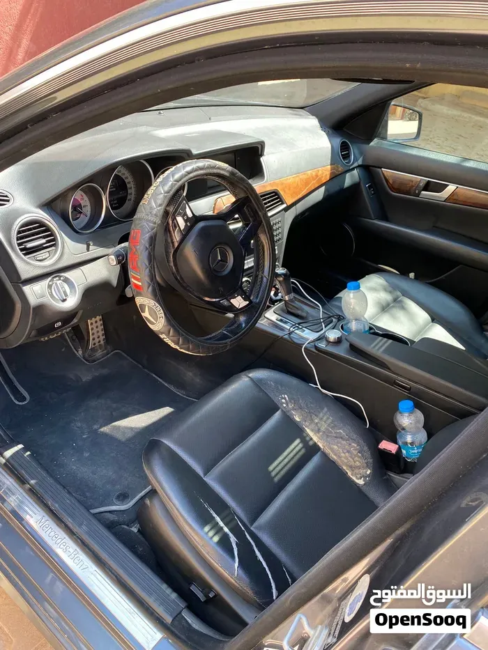 Mercedes-Benz C-Class 2014 photo 2
