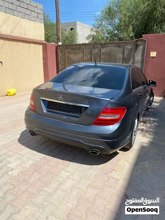 Mercedes-Benz C-Class 2014 photo 4