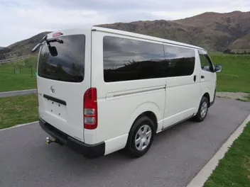 Toyota Hiace 2022 photo 5