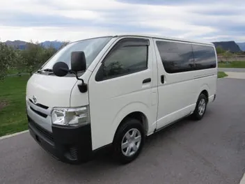 Toyota Hiace 2022 photo 3